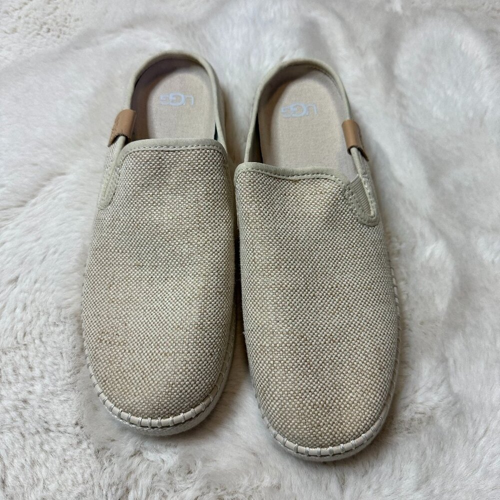 UGG Women's Delu Mules-Natural - 8